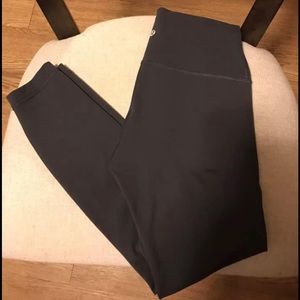 Lululemon Wunder Train